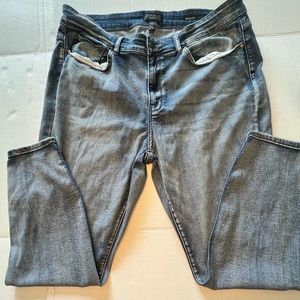Judy Blue skinny fit 22 W jeans - great condition!